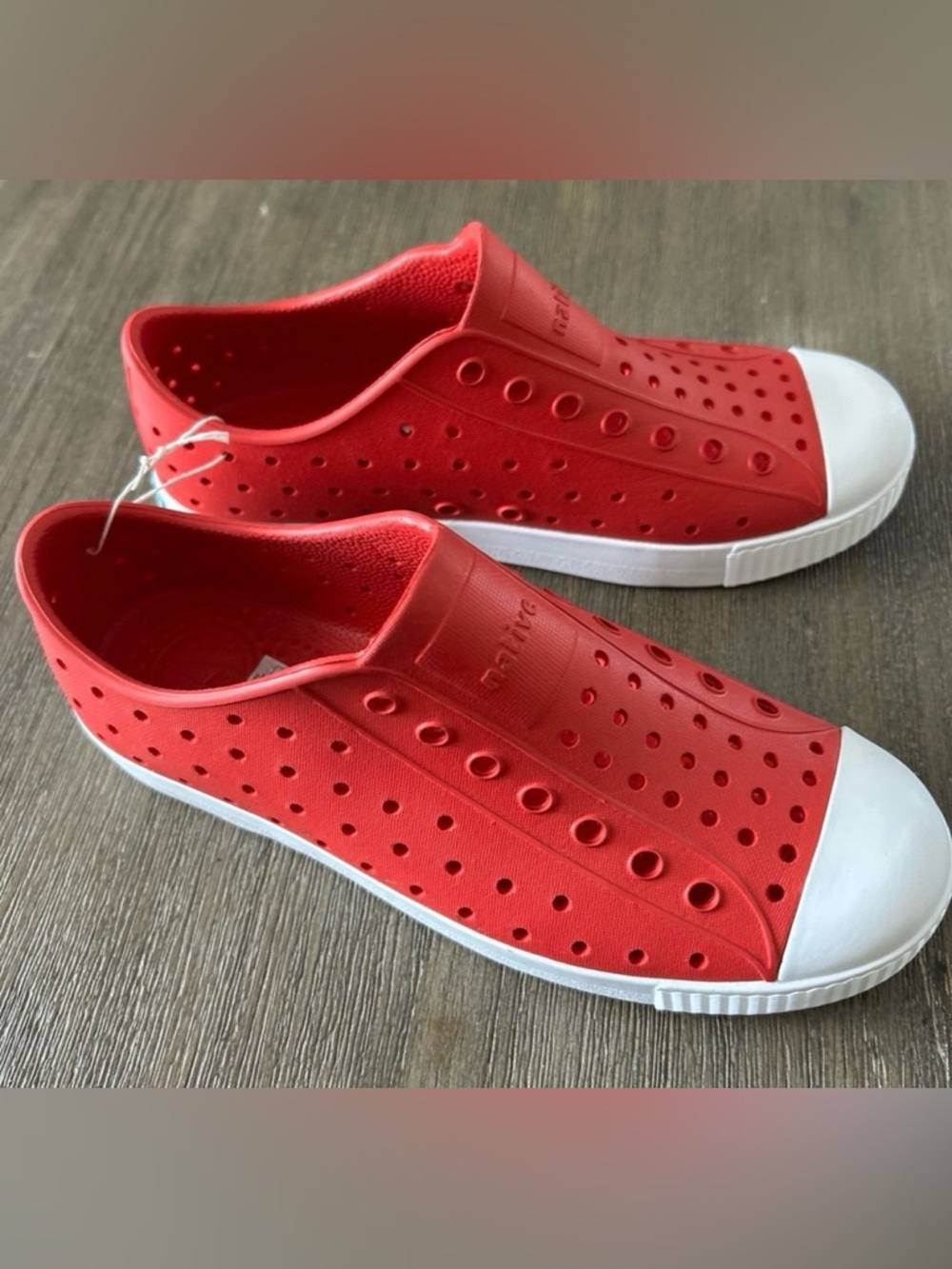Native Jefferson New With Tag, Size J3, Color Red.